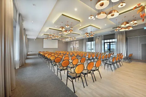 Van der Valk Hotel Tiel Business Photos