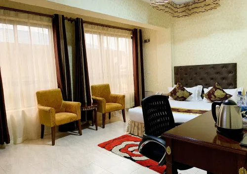 Easy Hotel Kenya Photos