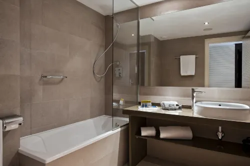 Exe Moncloa Rooms Photos