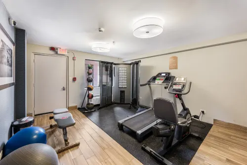 Red Roof Inn Morton Grove Featured Photos