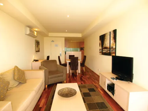 Oaks Melbourne on Lonsdale Suites Photos