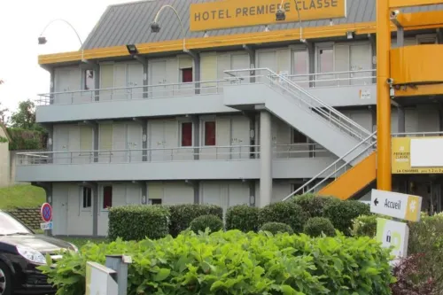 Premiere Classe la Ville du Bois Esterni Photos