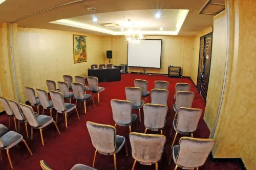 Amaroossa Cosmo Jakarta Fasilitas Bisnis Photos
