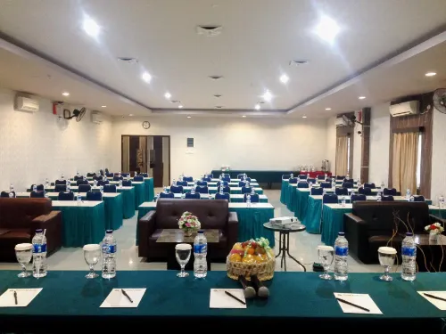 Grand Krakatau Hotel Serang Business Photos