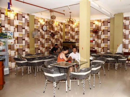 Truong Giang Hotel Restauration Photos