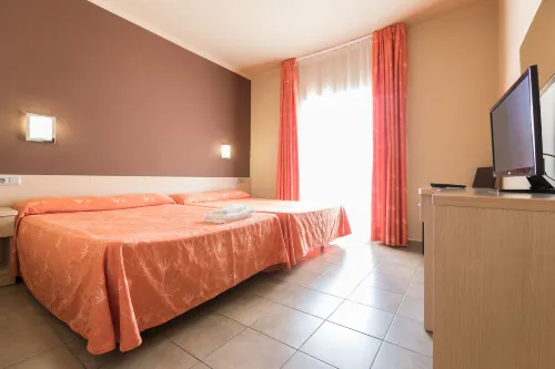Tossa Beach Center Camere Photos