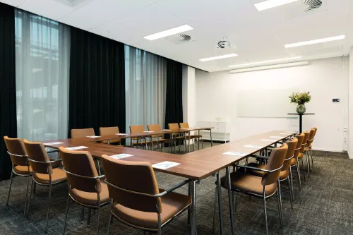 Elite Hotel Carolina Tower Business Photos