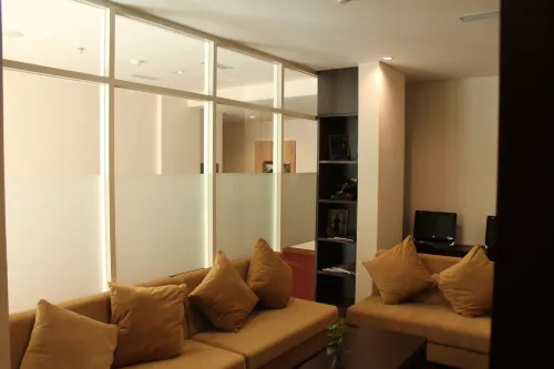 Laras Asri Resort and SPA Fasilitas Bisnis Photos