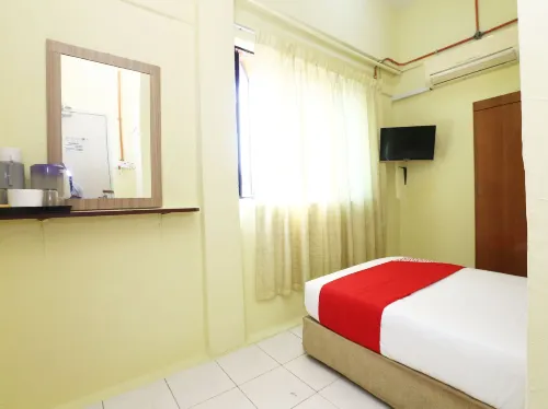 Super OYO 89651 Harmoni Hotel Photos