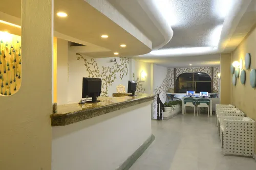 Emperador Vallarta Beachfront Hotel and Suites Public Areas Photos