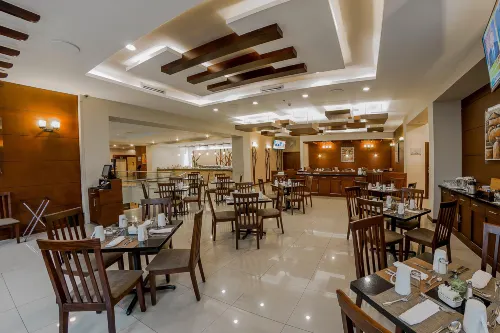 Holiday Inn Guatemala Restauration Photos