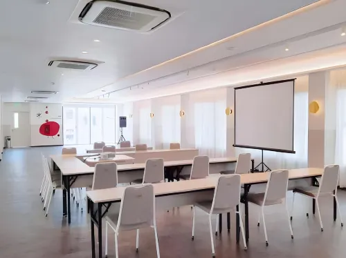 Kotta Hotel Semarang Fasilitas Bisnis Photos