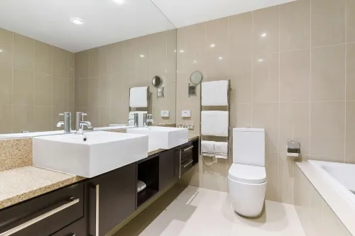 Hilton Lake Taupo Rooms Photos