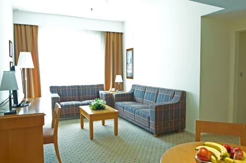 Golden Tulip Sharjah Photos