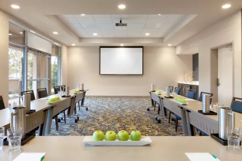 Homewood Suites By Hilton Irvine John Wayne Airport Business Facilities Photos