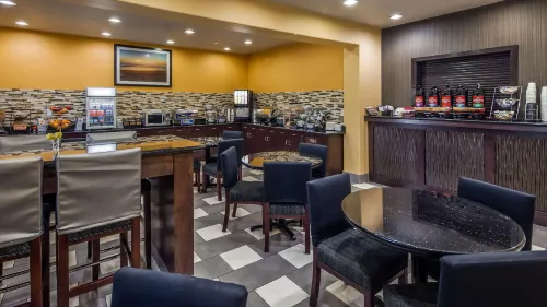 Best Western la Place Inn Ristorazione Photos