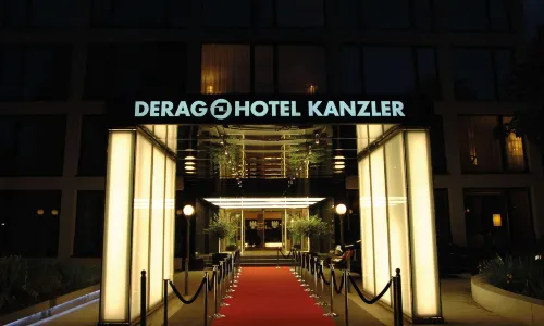 Living Hotel Kanzler Extérieur Photos