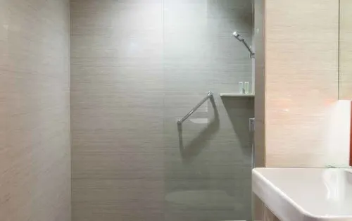 Hotel Santika Premiere Semarang Zimmer Photos