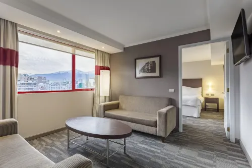 Four Points by Sheraton Santiago Camere Photos