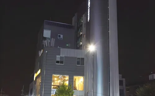 Nabi Hostel من الخارج Photos