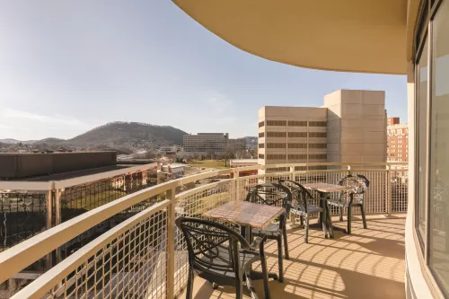 Hampton Inn & Suites Roanoke Downtown Near Hotel Photos