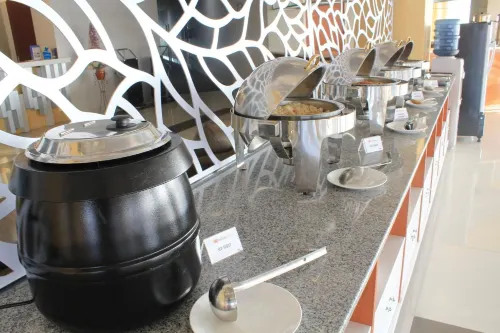 Choice City Hotel Dining Photos