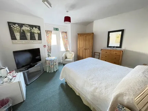 White Court Llandudno Rooms Photos