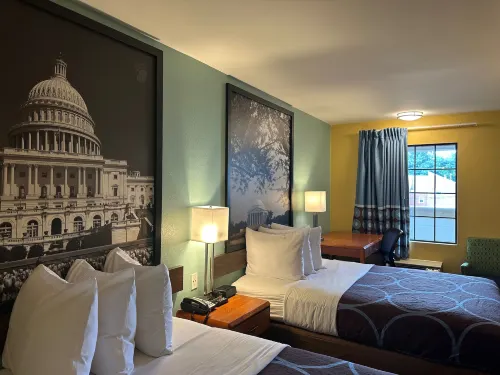 Super 8 by Wyndham Alexandria/Washington D.C. Area Zimmer Photos