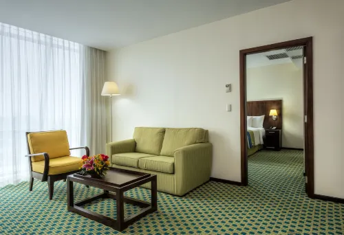 Courtyard Guayaquil Photos