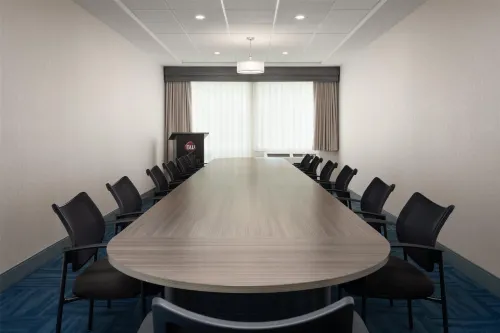Best Western Plus Gateway to the Falls Business Facilities Photos