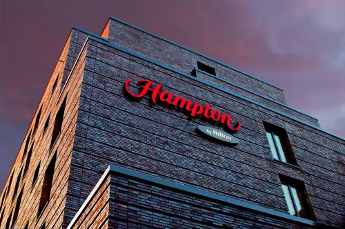 Hampton by Hilton Berlin City West Exterior Photos