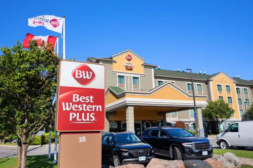 Best Western Plus Executive Inn Esterni Photos