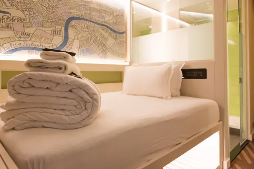 Hub by Premier Inn London Westminster, Saint James' Park Photos