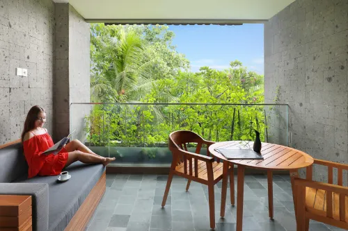 Legian Beach Hotel Huoneet Photos