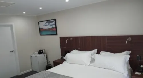 Holiday Inn Queenstown Frankton Road Photos