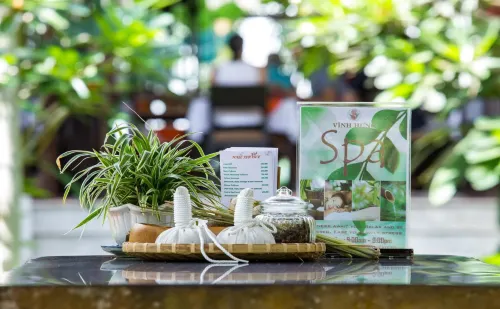 Vinh Hung Riverside Resort & Spa Photos