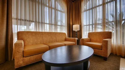 Best Western Norwalk Inn Photos