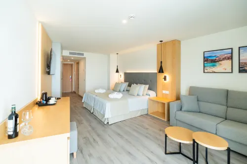 HL Rondo Hotel Rooms Photos