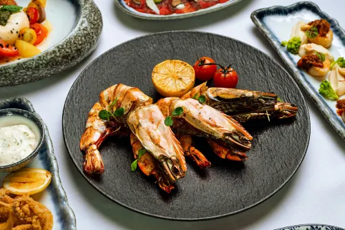Al Habtoor Grand Resort, Autograph Collection By Marriott Dining Photos