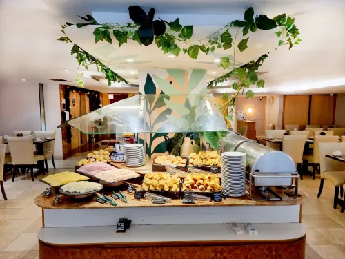 Mirasol Copacabana Hotel Dining Photos