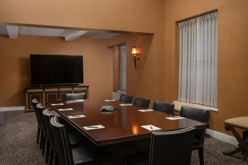 The Manhattan Club Business Photos