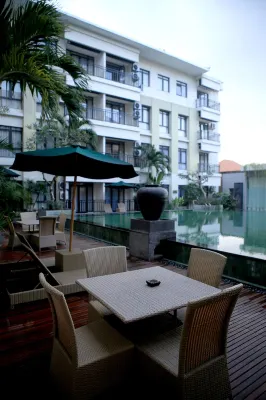 Grand Kuta Hotel and Residence Общественные зоны Photos