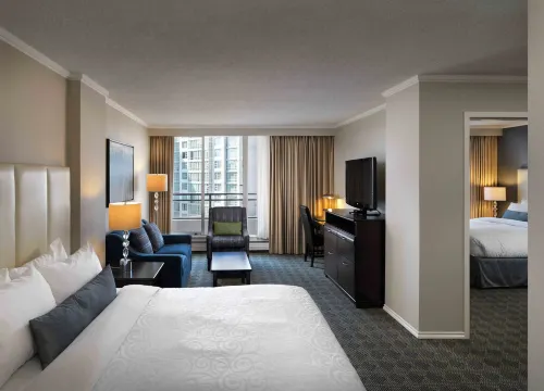 Chateau Victoria Hotel & Suites Rooms Photos