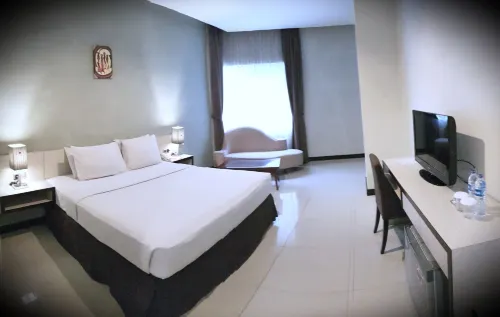 N3 Zainul Arifin Hotel Photos