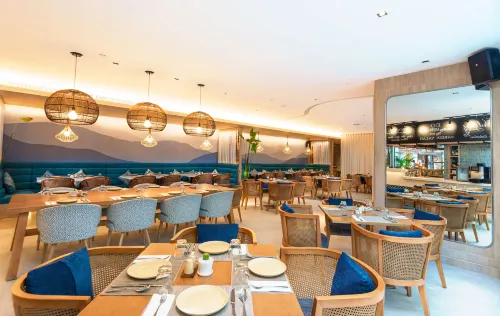 Hilton Garden Inn Phuket Bang Tao Ristorazione Photos