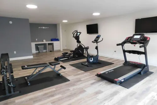 Hotel 10 Extended Stay Leisure & Recreation Photos
