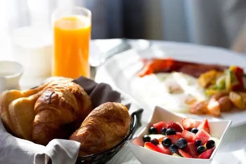Hilton Chicago Oak Brook Hills Resort & Conference Center Dining Photos