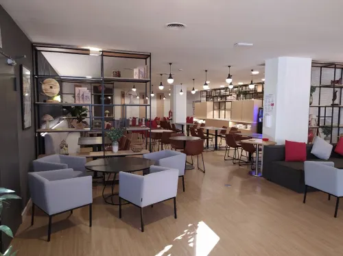 Ramada by Wyndham Madrid Tres Cantos Ăn uống Photos