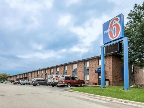 Motel 6 Oak Creek, WI Espaces publics Photos