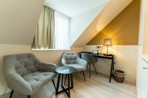 Hotel Acacia Rooms Photos